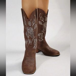 Women’s floral square toed boots size 6.5